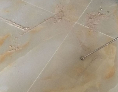 锡林浩特瓷砖空鼓维修公司分享粘合剂选择不当在瓷砖铺贴过程中可能导致以下问题